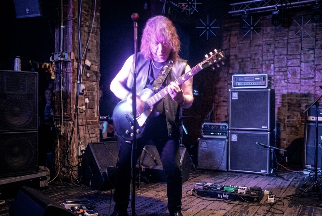 Rob live on stage